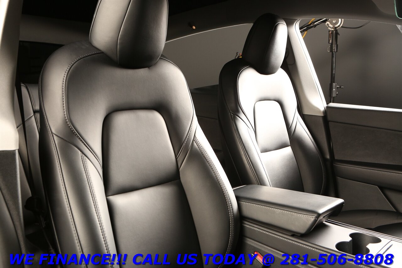 2025 Tesla Model Y 2025 Long Range AWD FSD4 AUTOPILOT NAV PANO 2K MLS   - Photo 20 - Houston, TX 77031