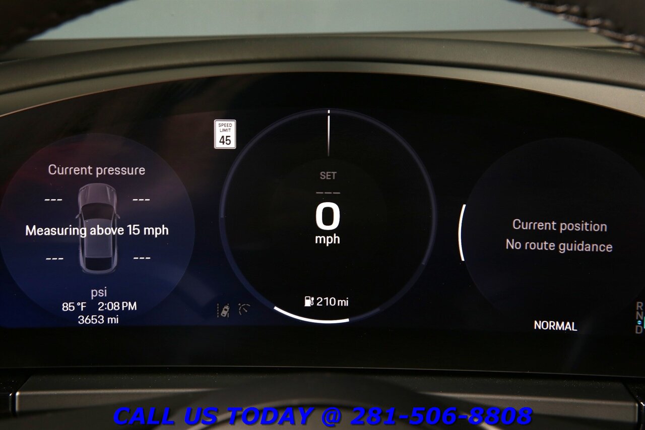 2025 Porsche Macan 2025 4 Electric AWD NAV PANO CHRONO BO ADAPT 3K Mi - Photo 14 - Houston, TX 77031