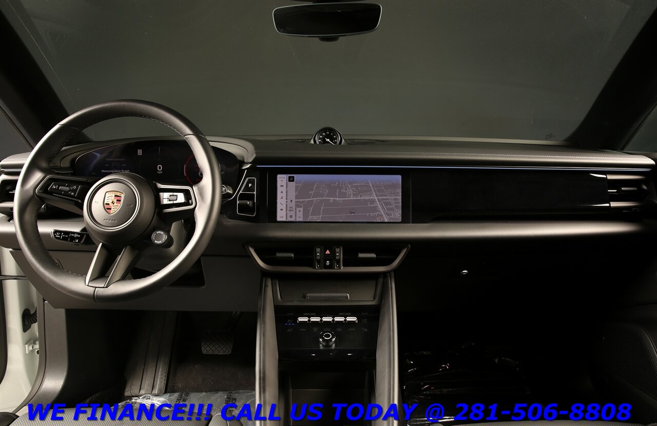 2025 Porsche Macan 2025 4 Electric AWD NAV PANO CHRONO BO ADAPT 3K Mi - Photo 3 - Houston, TX 77031