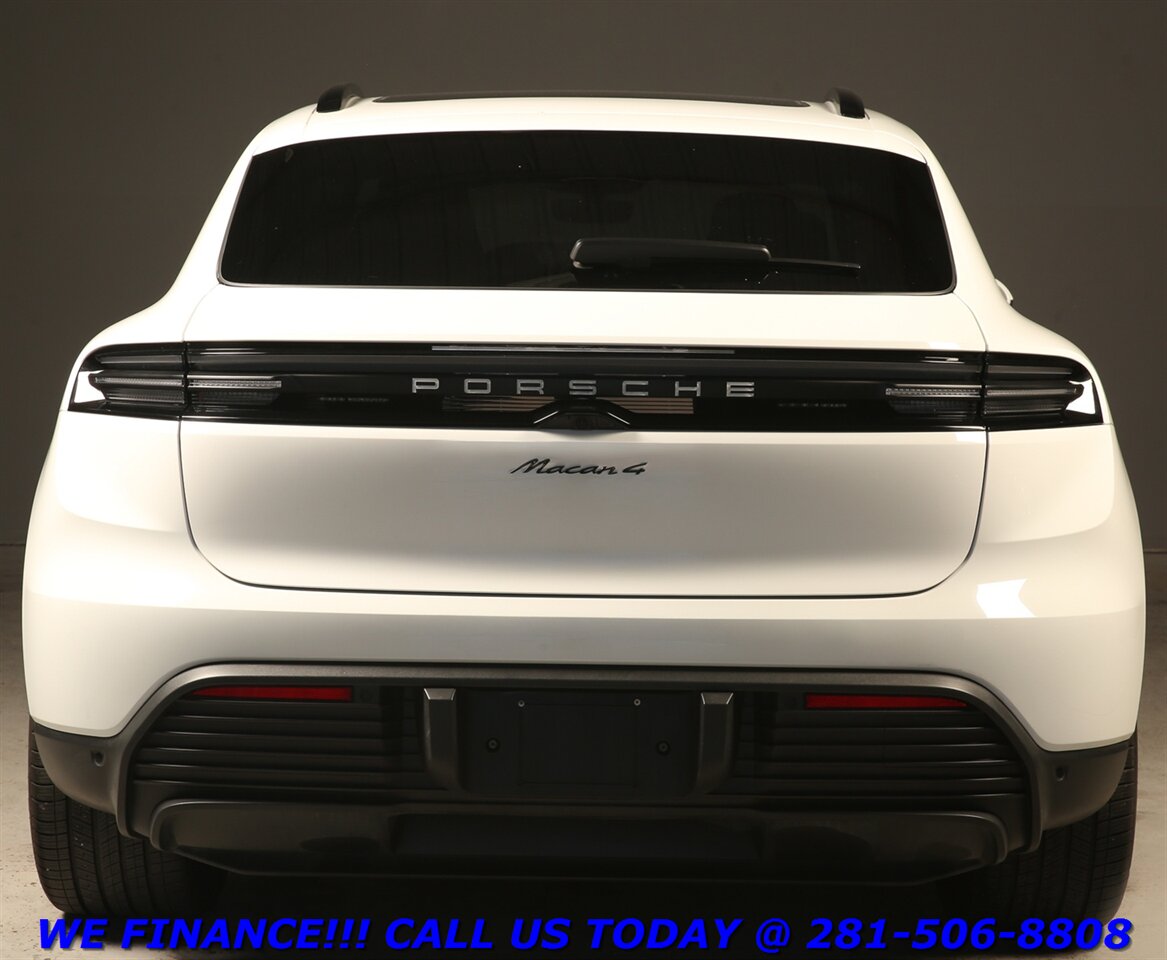 2025 Porsche Macan 2025 4 Electric AWD NAV PANO CHRONO BO ADAPT 3K Mi - Photo 5 - Houston, TX 77031
