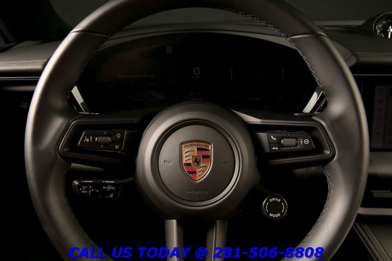 2025 Porsche Macan 2025 4 Electric AWD NAV PANO CHRONO BO ADAPT 3K Mi - Photo 13 - Houston, TX 77031