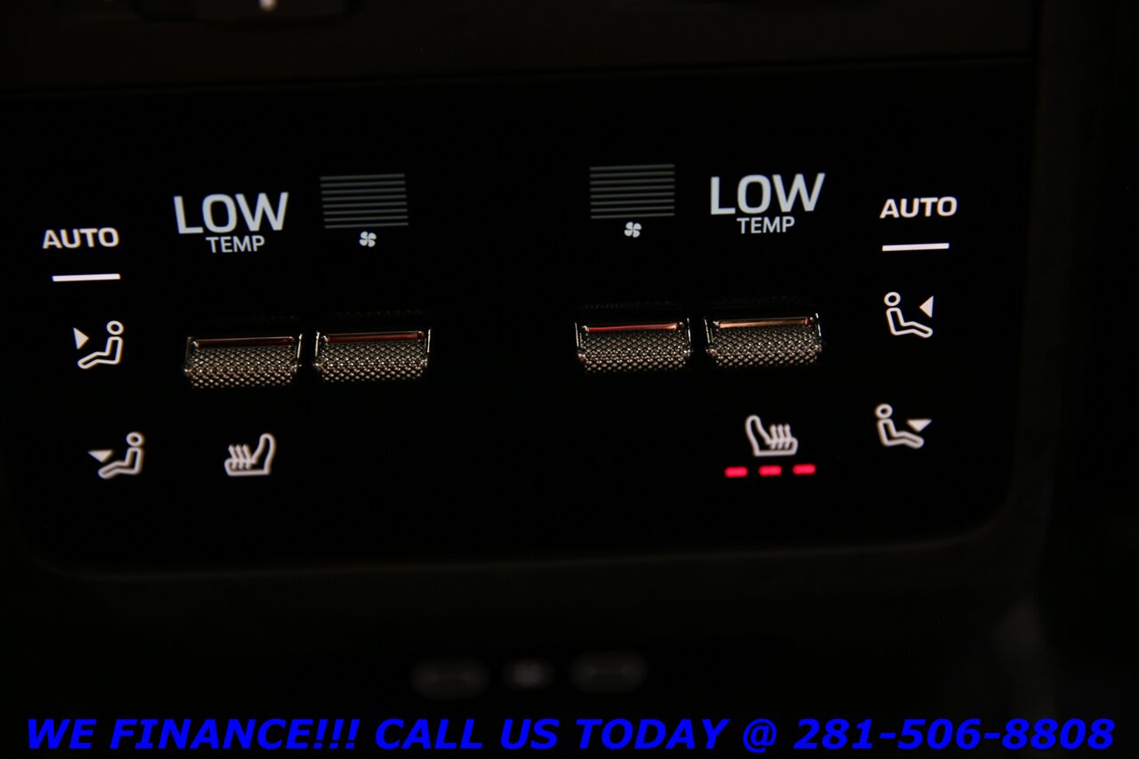 2025 Porsche Macan 2025 4 Electric AWD NAV PANO CHRONO BO ADAPT 3K Mi - Photo 27 - Houston, TX 77031