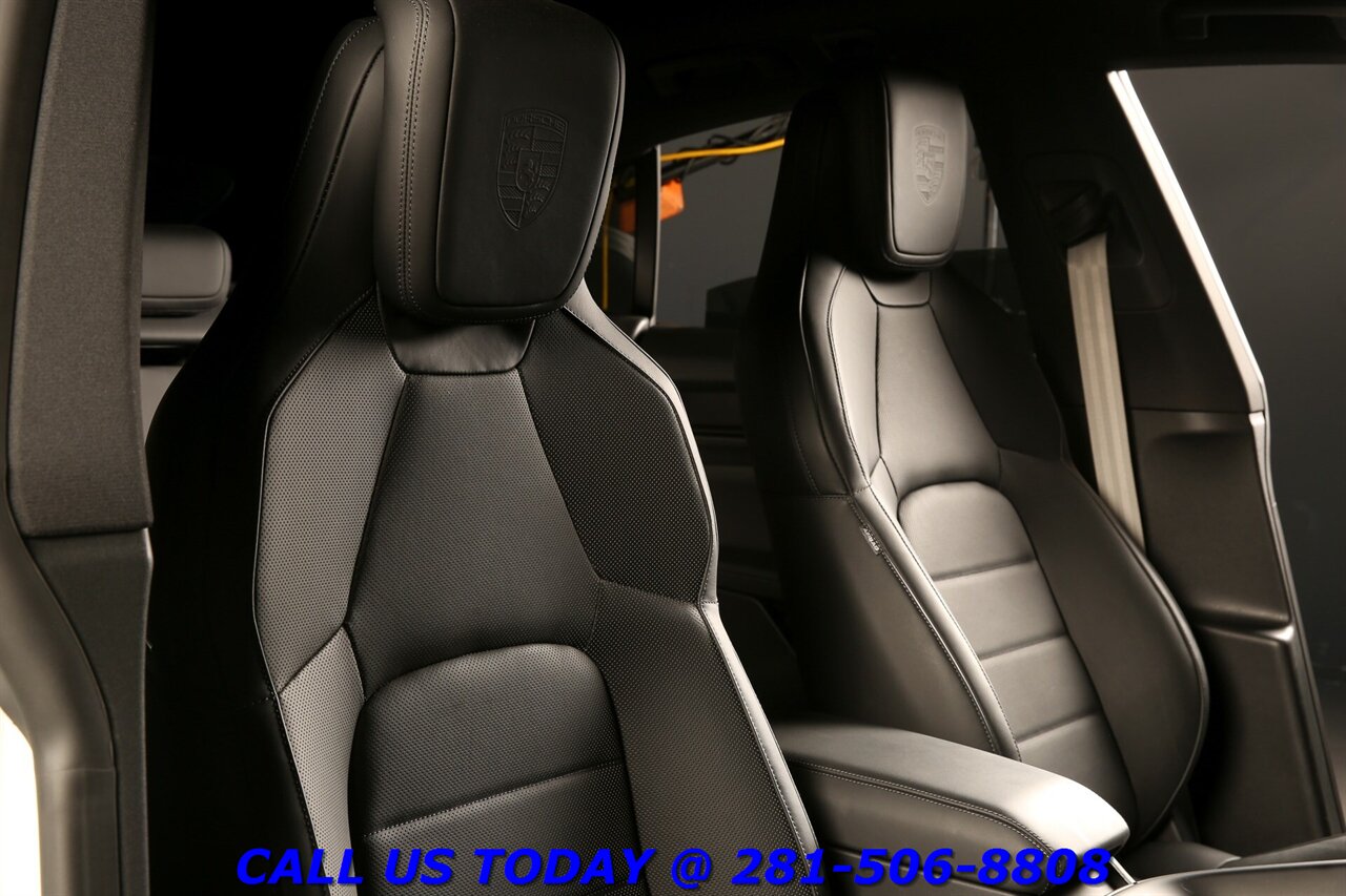 2025 Porsche Macan 2025 4 Electric AWD NAV PANO CHRONO BO ADAPT 3K Mi - Photo 21 - Houston, TX 77031