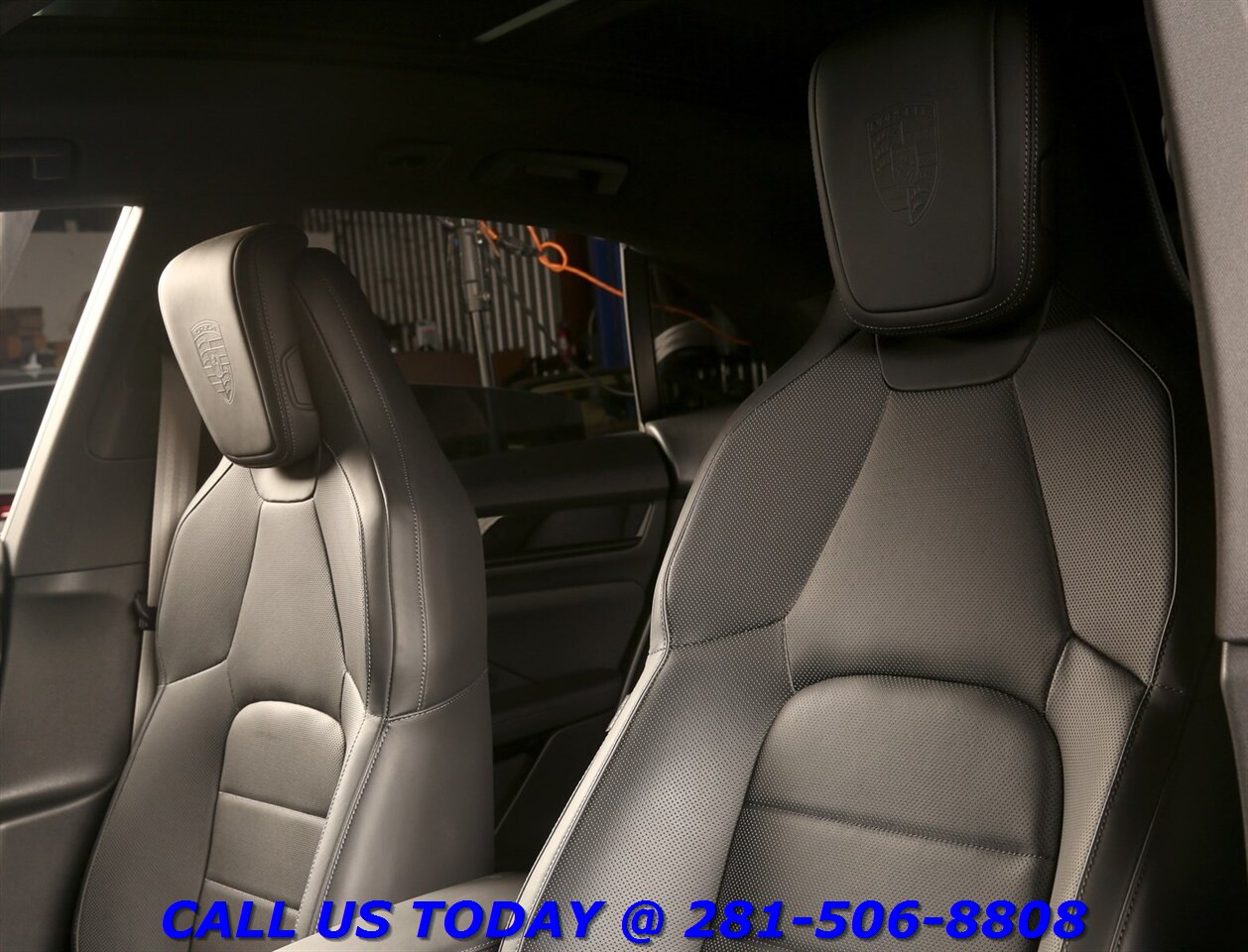 2025 Porsche Macan 2025 4 Electric AWD NAV PANO CHRONO BO ADAPT 3K Mi - Photo 11 - Houston, TX 77031