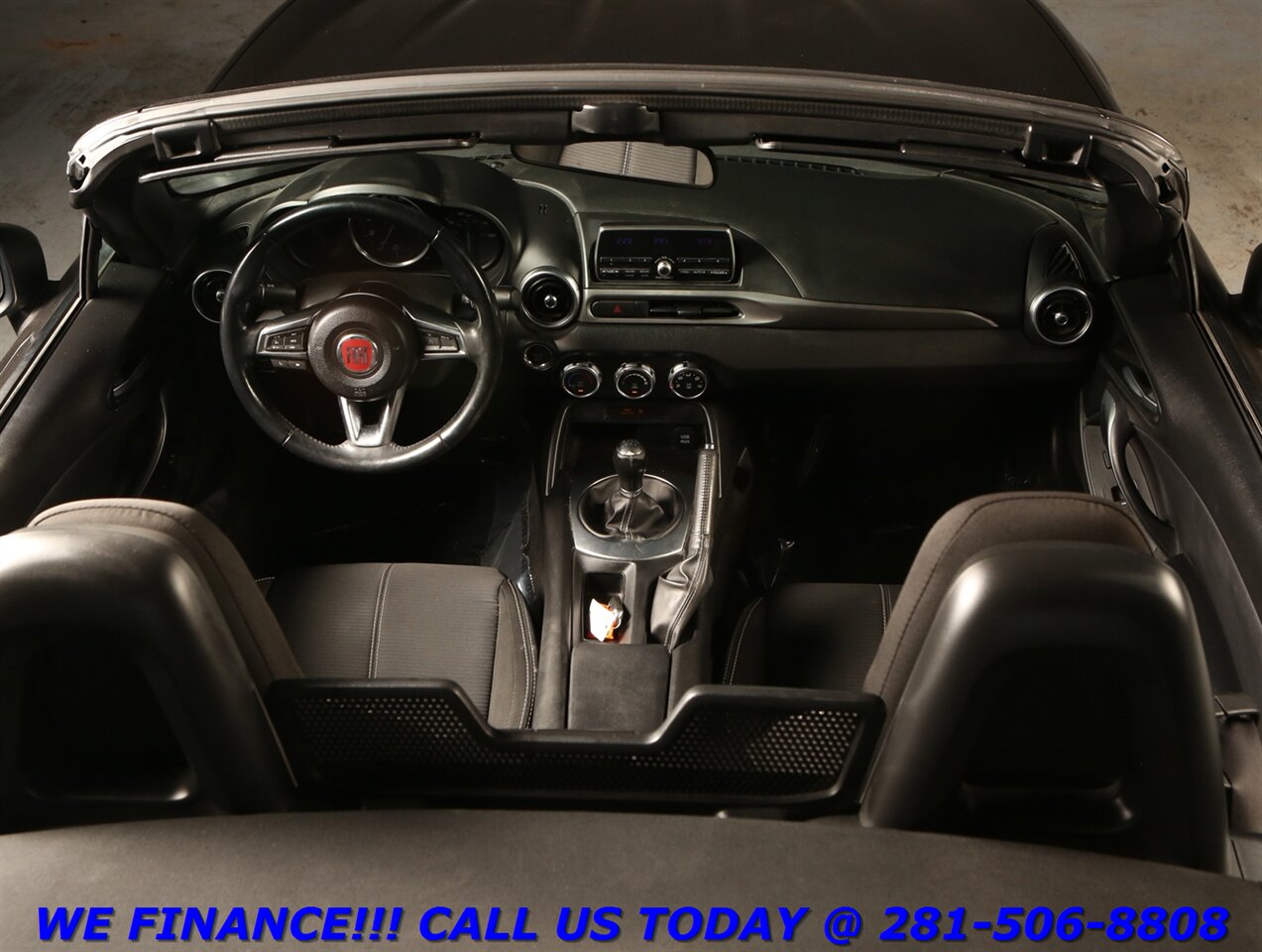 2017 FIAT 124 Spider 2017 Classica CONVERTIBLE MANUAL 6-SPEED 76K MLS   - Photo 3 - Houston, TX 77031