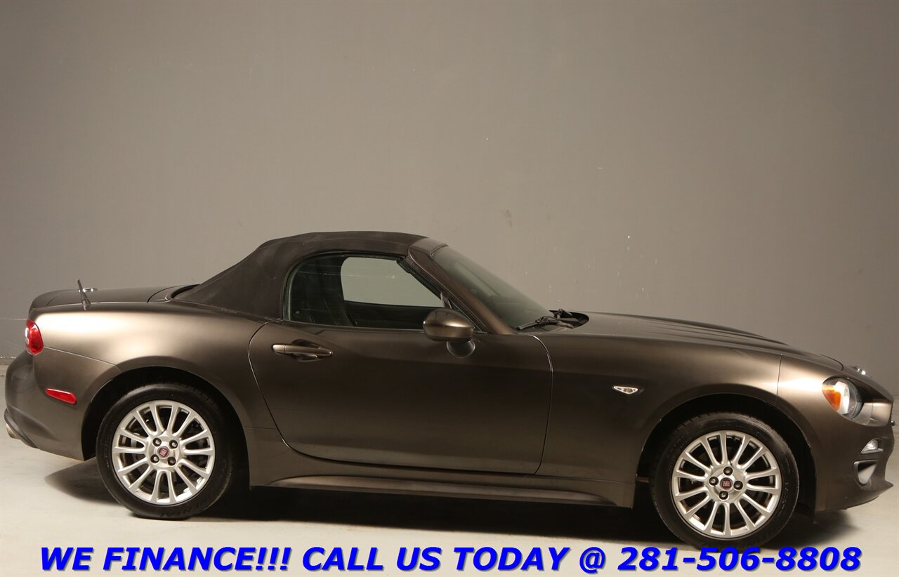 2017 FIAT 124 Spider 2017 Classica CONVERTIBLE MANUAL 6-SPEED 76K MLS   - Photo 26 - Houston, TX 77031