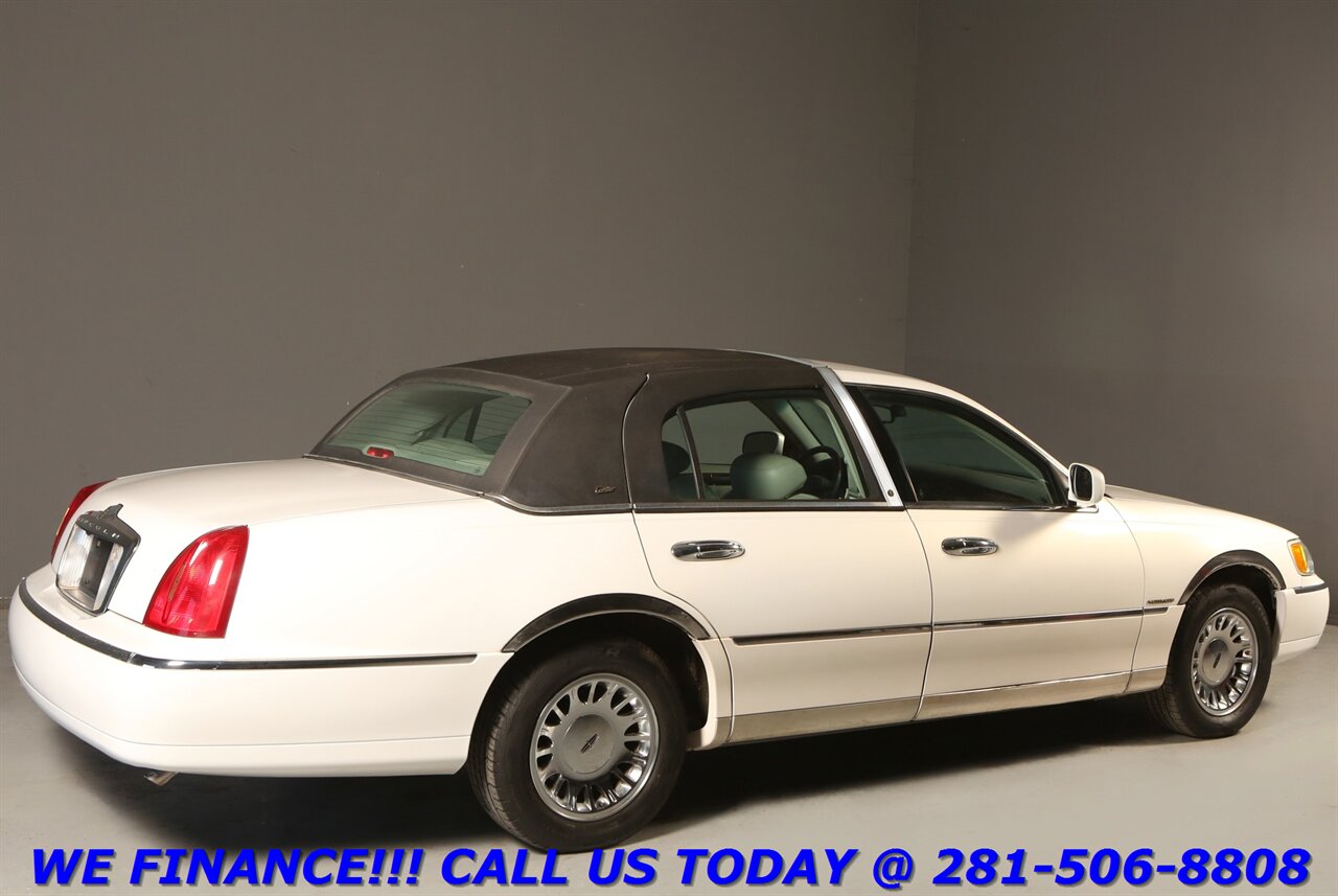 2002 Lincoln Town Car 2002 Cartier LEATHER HEATSEAT WOOD CRUISE 55K MLS - Photo 7 - Houston, TX 77031