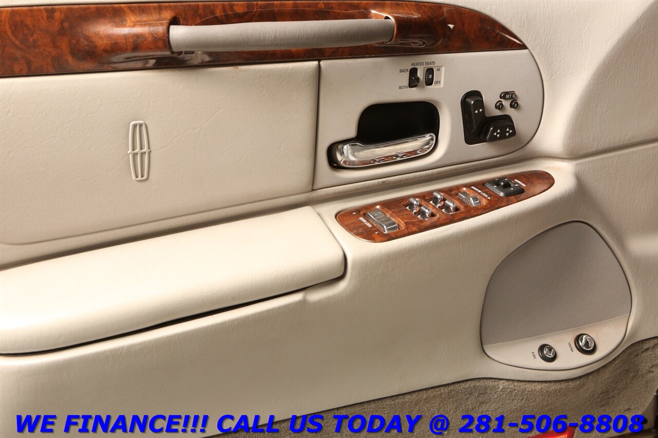 2002 Lincoln Town Car 2002 Cartier LEATHER HEATSEAT WOOD CRUISE 55K MLS - Photo 10 - Houston, TX 77031