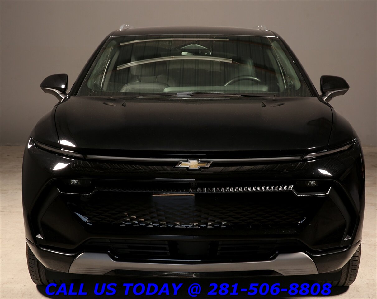 2025 Chevrolet Equinox EV 2025 LT NAV ADAPT CRUISE BLIND HEATSEAT 28K MLS - Photo 8 - Houston, TX 77031