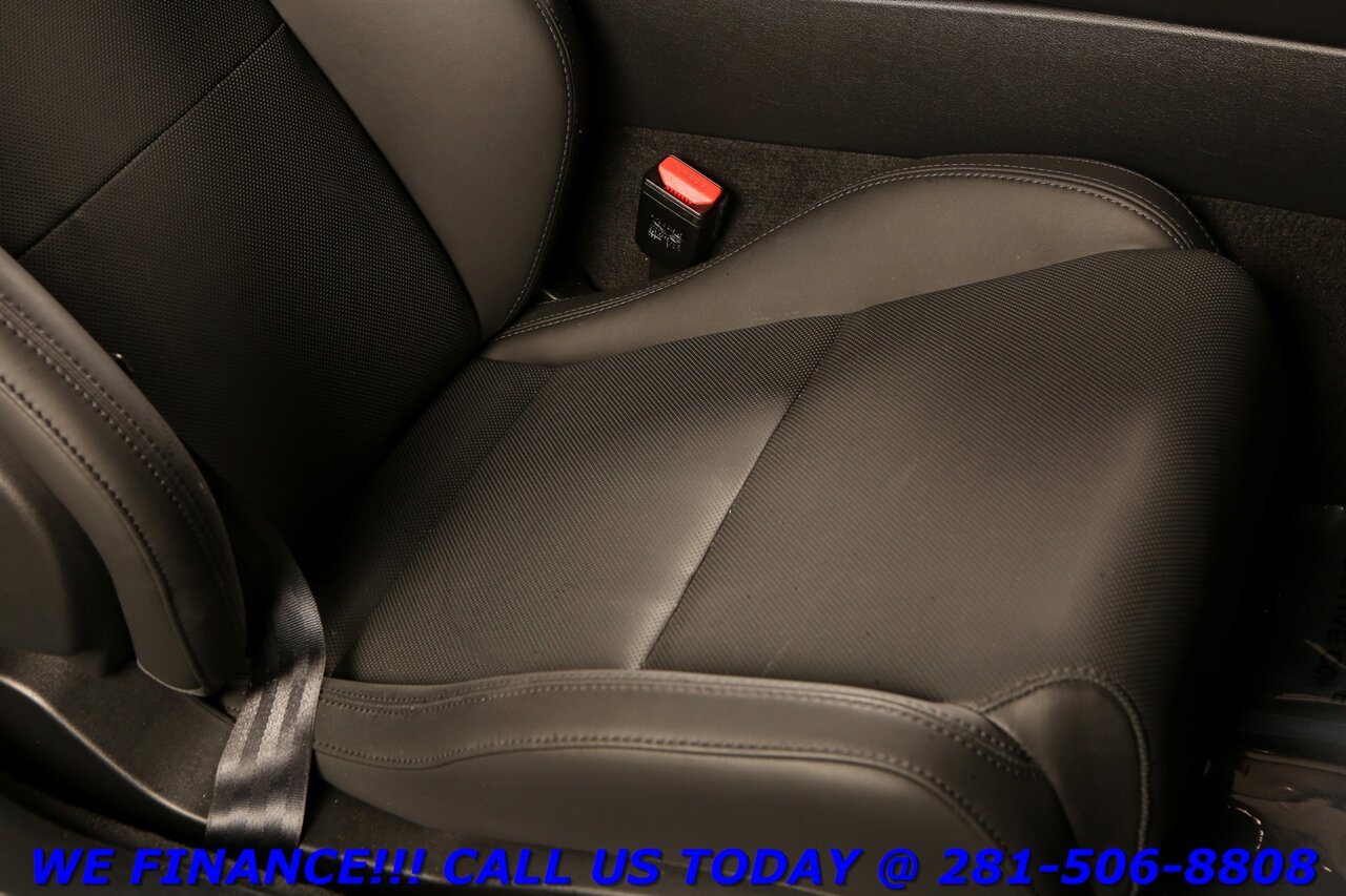 2021 Jaguar F-Type 2021 P300 NAV PANO BLIS MERIDIAN LUX PKG 5K MLS   - Photo 21 - Houston, TX 77031