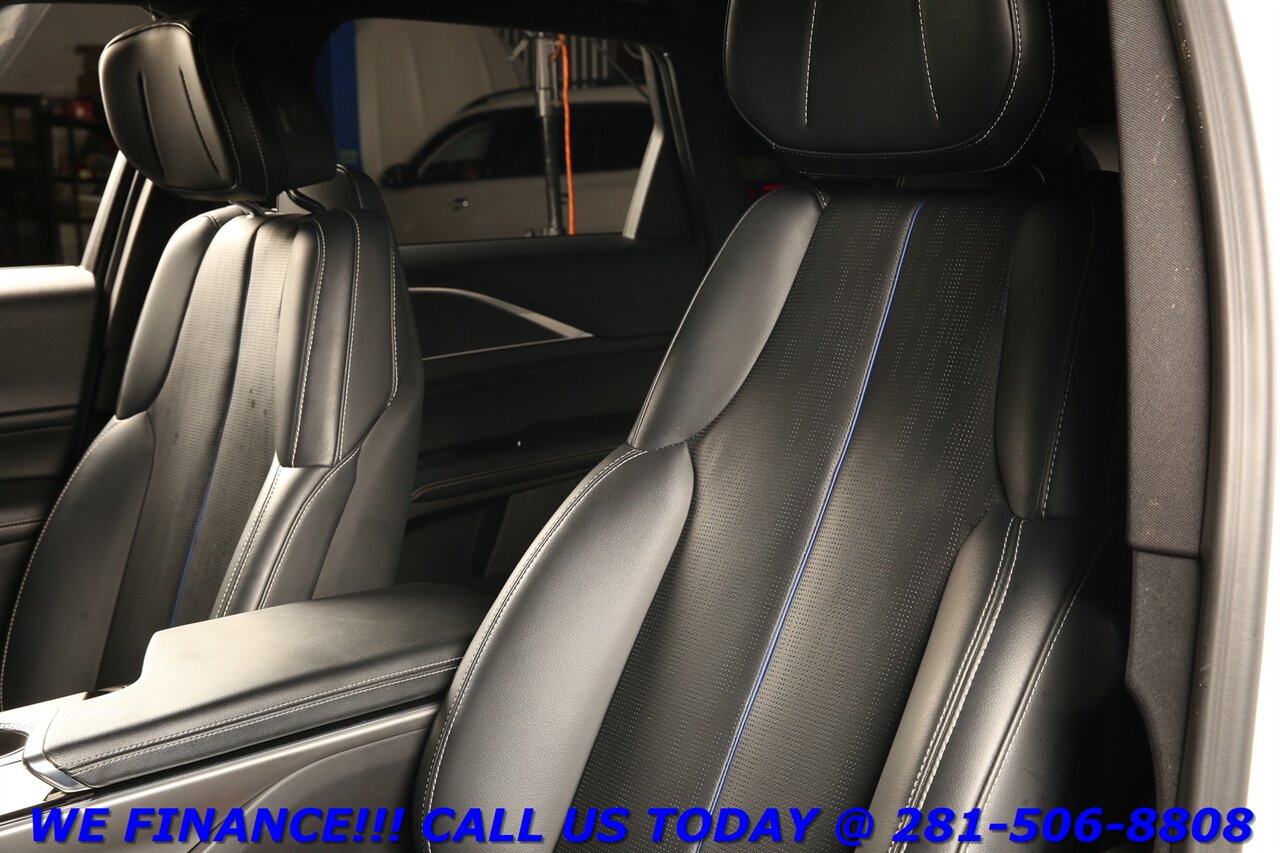 2024 Cadillac LYRIQ 2024 Sport NAV PANO ADAPT BLIND HEATSEAT 41K MLS   - Photo 11 - Houston, TX 77031