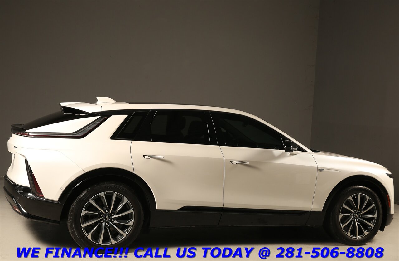 2024 Cadillac LYRIQ 2024 Sport NAV PANO ADAPT BLIND HEATSEAT 41K MLS   - Photo 6 - Houston, TX 77031