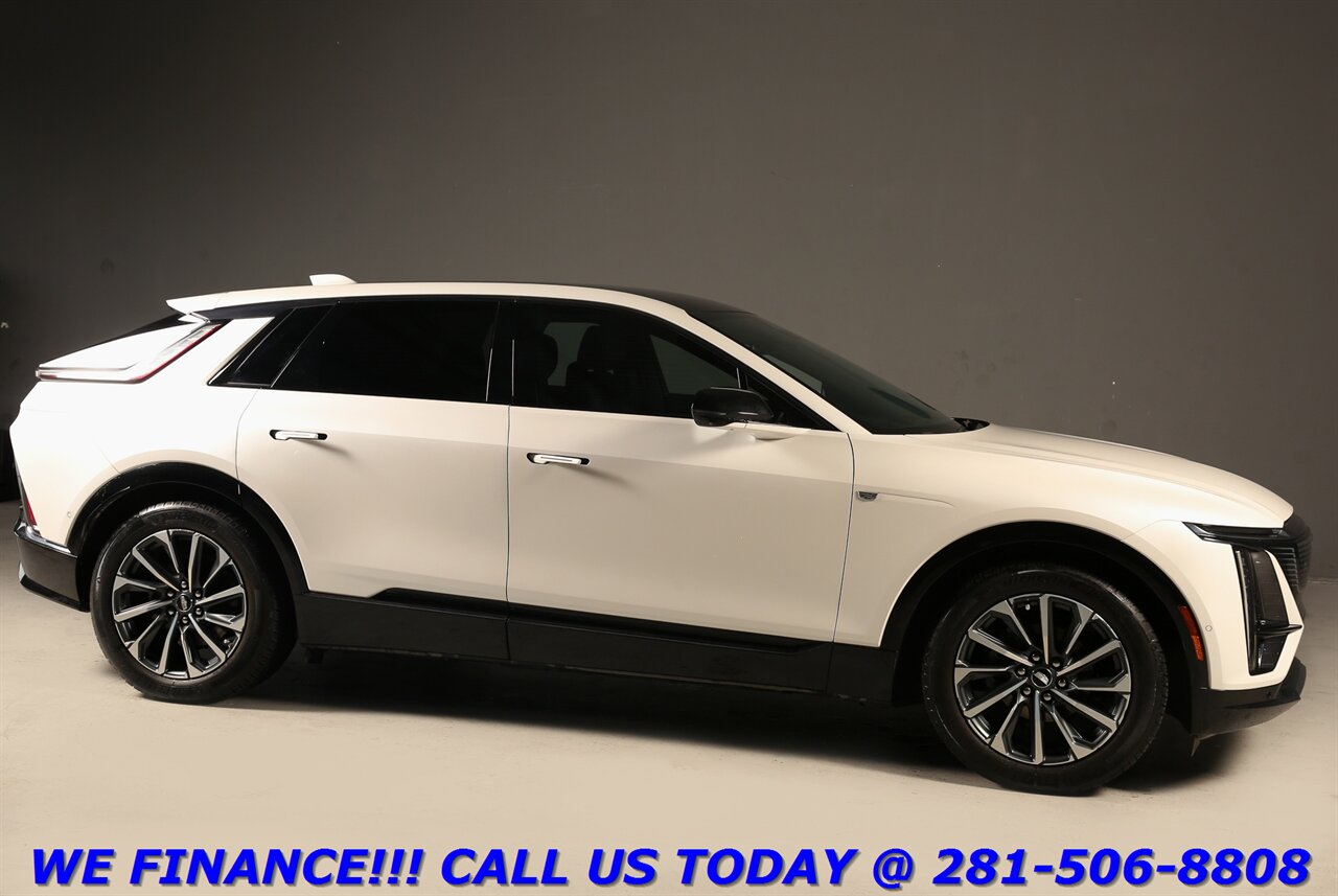2024 Cadillac LYRIQ 2024 Sport NAV PANO ADAPT BLIND HEATSEAT 41K MLS   - Photo 7 - Houston, TX 77031
