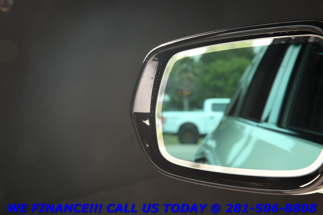 2024 Cadillac LYRIQ 2024 Sport NAV PANO ADAPT BLIND HEATSEAT 41K MLS   - Photo 32 - Houston, TX 77031