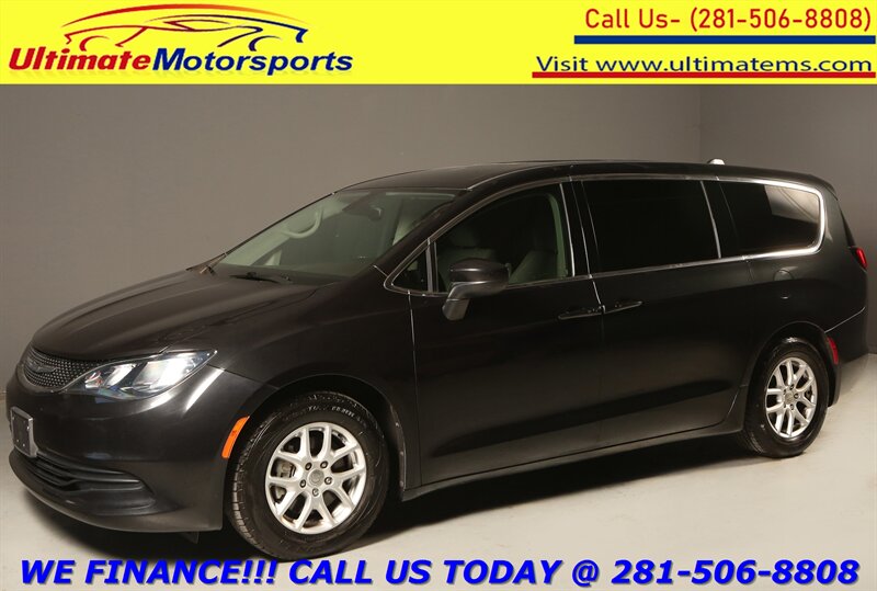 2017 Chrysler Pacifica 2017 Touring BLIND 8PASS CAMERA KEYLESS 76K MLS  