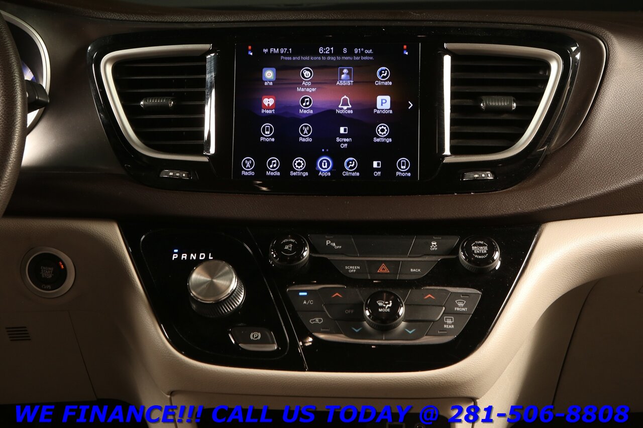 2017 Chrysler Pacifica 2017 Touring BLIND 8PASS CAMERA KEYLESS 76K MLS   - Photo 15 - Houston, TX 77031