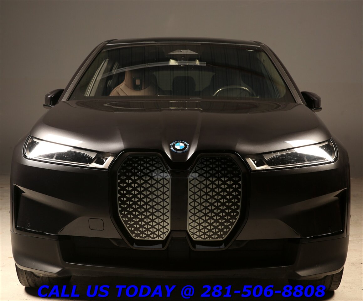 2023 BMW iX 2023 xDrive50 AWD ACTVE-CRUISE NAV PANO BLIS - Photo 8 - Houston, TX 77031