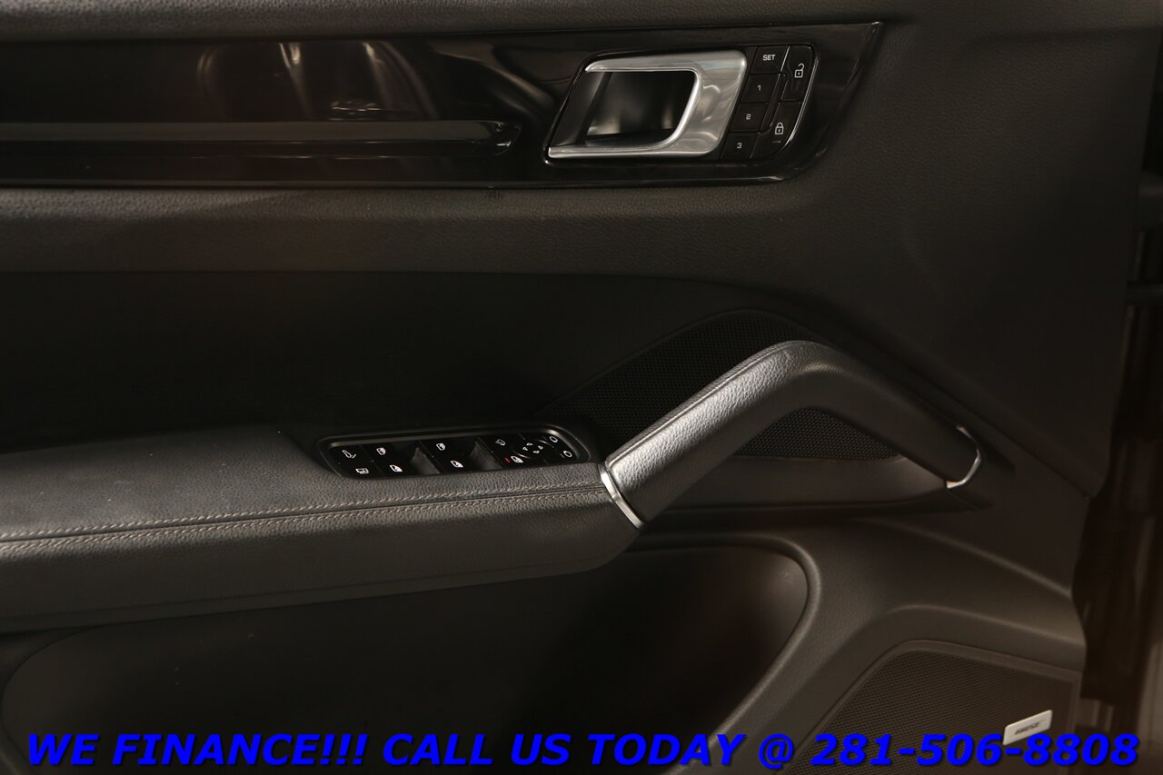 2019 Porsche Cayenne 2019 E-Hybrid AWD NAV PANO LANE BOSE CAMERA - Photo 9 - Houston, TX 77031