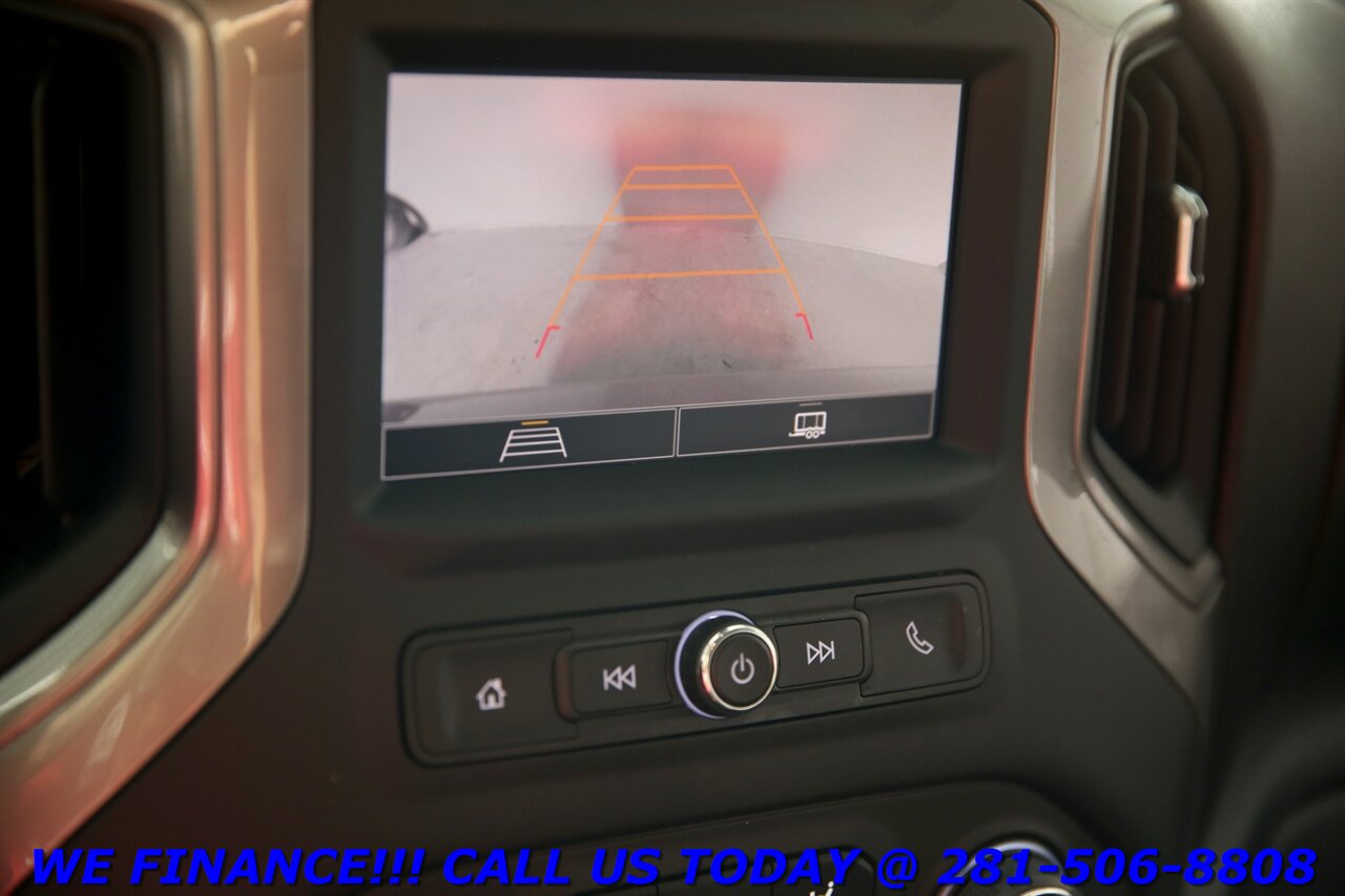 2025 Chevrolet Silverado 1500 2025 Custom 4x4 CREW CARPLAY CAM 9K MLS SLATE GRAY - Photo 17 - Houston, TX 77031