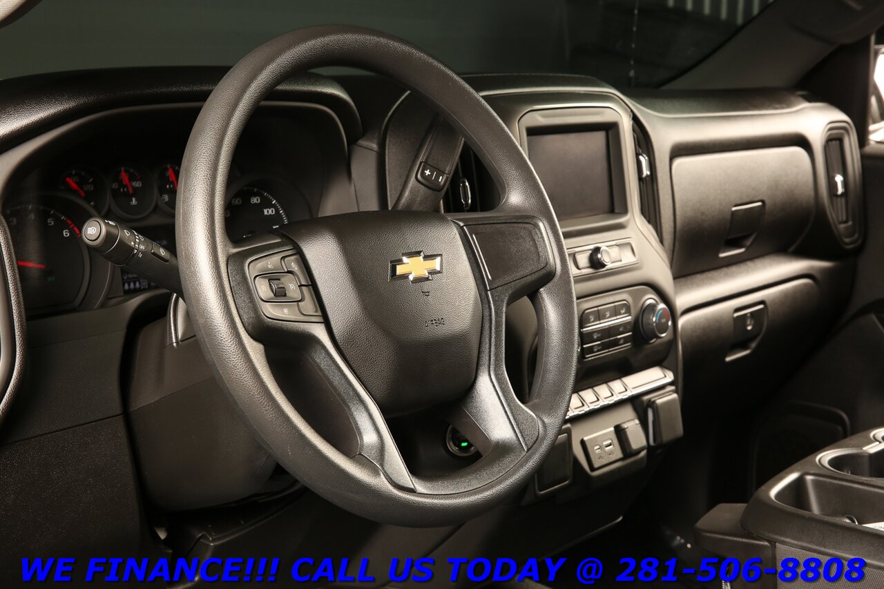 2025 Chevrolet Silverado 1500 2025 Custom 4x4 CREW CARPLAY CAM 9K MLS SLATE GRAY - Photo 11 - Houston, TX 77031