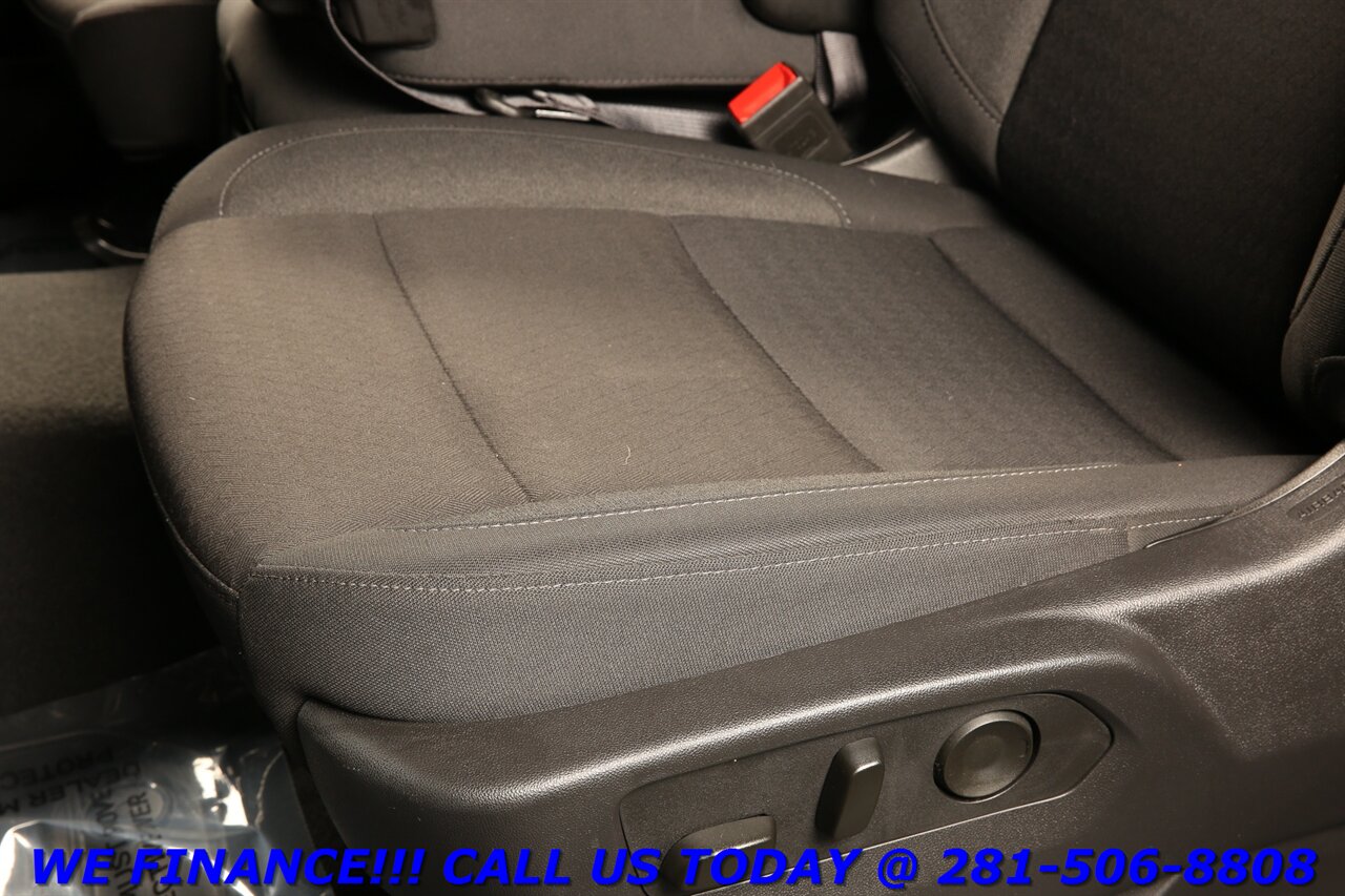 2025 Chevrolet Silverado 1500 2025 Custom 4x4 CREW CARPLAY CAM 9K MLS SLATE GRAY - Photo 13 - Houston, TX 77031