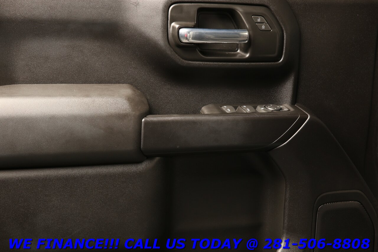 2025 Chevrolet Silverado 1500 2025 Custom 4x4 CREW CARPLAY CAM 9K MLS SLATE GRAY - Photo 10 - Houston, TX 77031