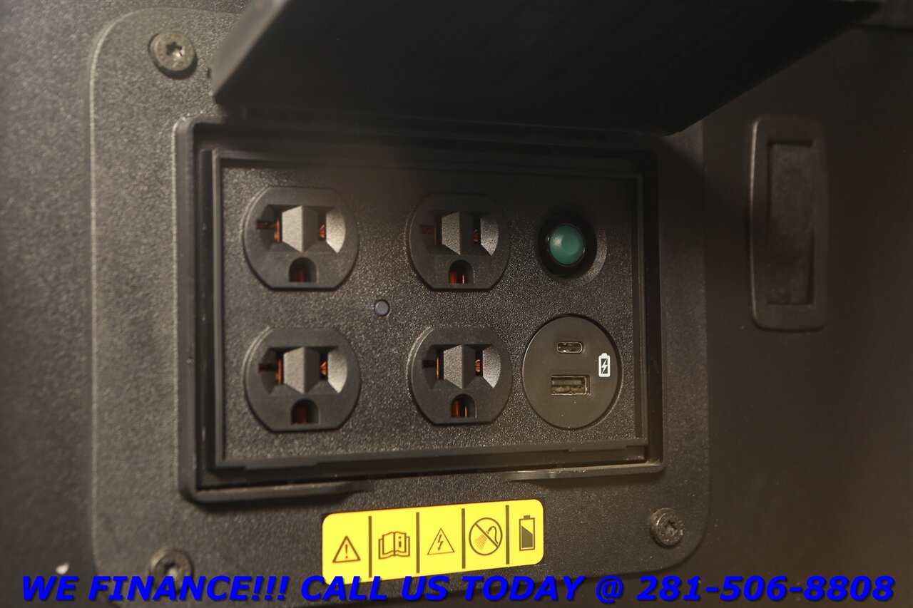 2022 Ford F-150 2022 LIGHTNING EV LARIAT CREW 4x4 LEATHER TRAILER   - Photo 25 - Houston, TX 77031