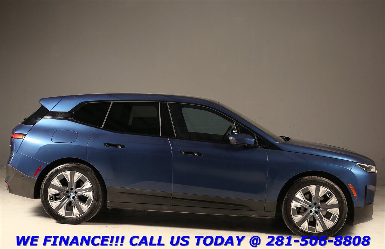 2023 BMW iX 2023 xDrive50 AWD ULT2 PKG HUD PANO ACT CRUISE 42K   - Photo 31 - Houston, TX 77031