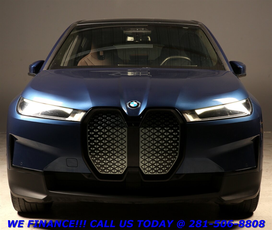 2023 BMW iX 2023 xDrive50 AWD ULT2 PKG HUD PANO ACT CRUISE 42K   - Photo 8 - Houston, TX 77031