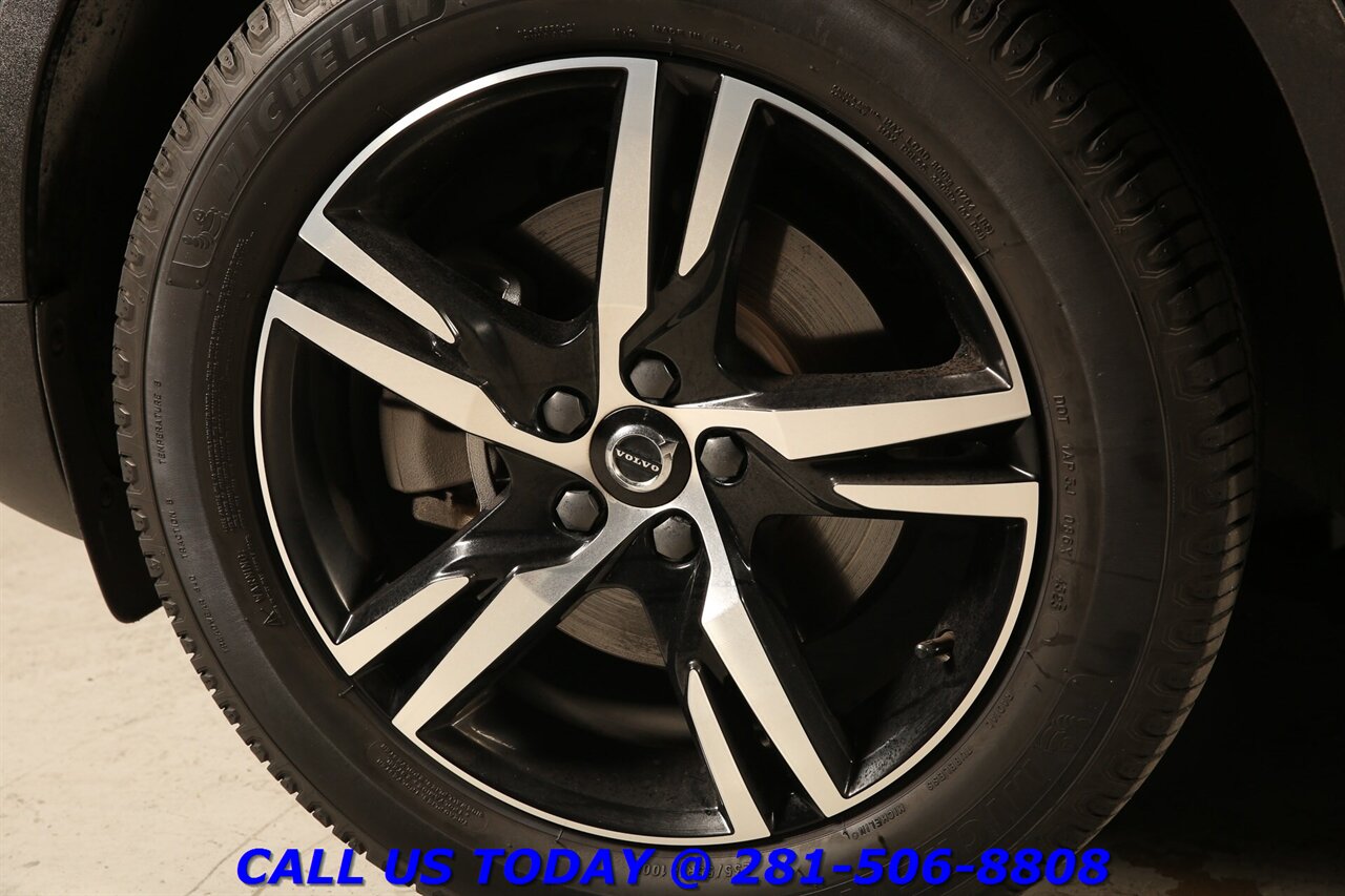 2023 Volvo XC40 2023 B5 Plus Bright Theme AWD NAV PANO BLIND - Photo 24 - Houston, TX 77031