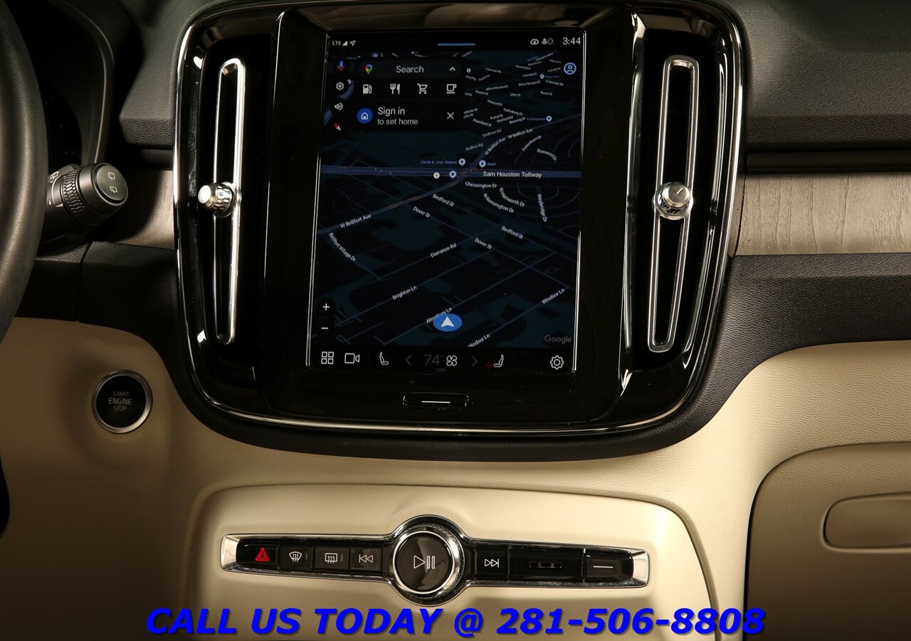 2023 Volvo XC40 2023 B5 Plus Bright Theme AWD NAV PANO BLIND - Photo 17 - Houston, TX 77031