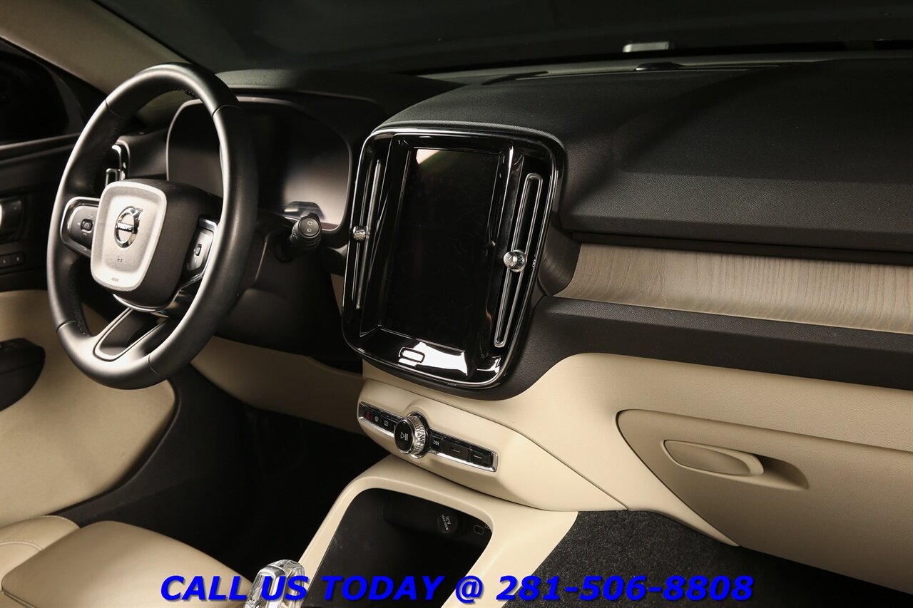 2023 Volvo XC40 2023 B5 Plus Bright Theme AWD NAV PANO BLIND - Photo 20 - Houston, TX 77031