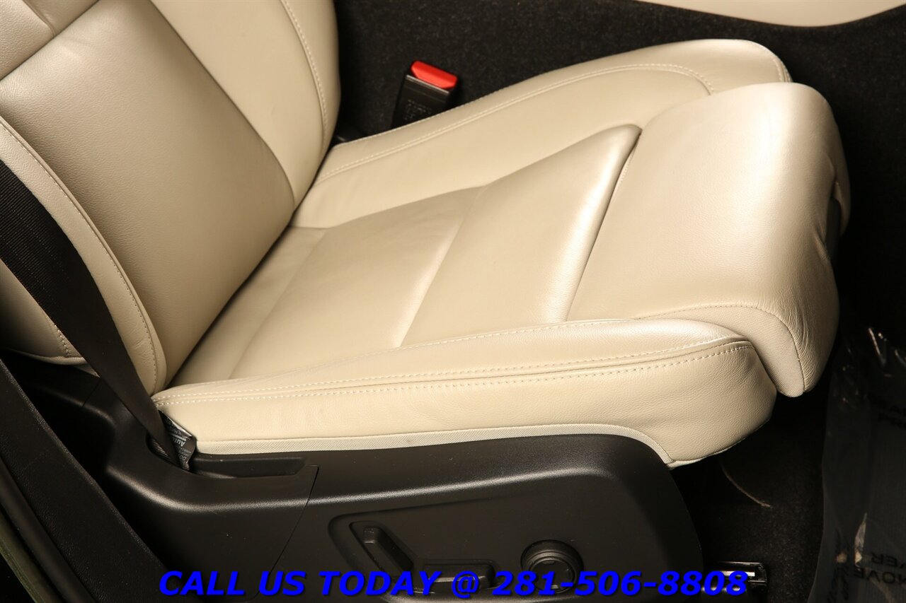 2023 Volvo XC40 2023 B5 Plus Bright Theme AWD NAV PANO BLIND - Photo 22 - Houston, TX 77031