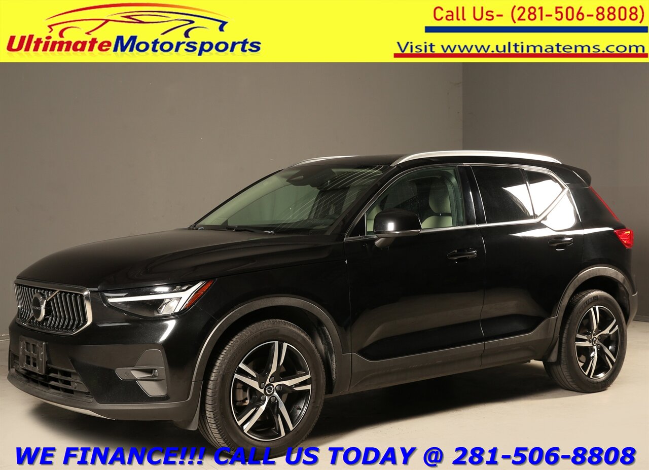 2023 Volvo XC40 2023 B5 Plus Bright Theme AWD NAV PANO BLIND   - Photo 1 - Houston, TX 77031