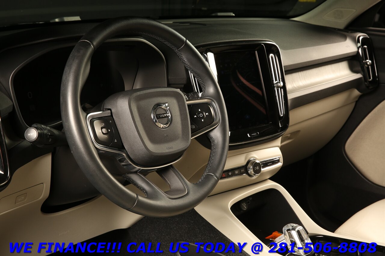 2023 Volvo XC40 2023 B5 Plus Bright Theme AWD NAV PANO BLIND   - Photo 10 - Houston, TX 77031
