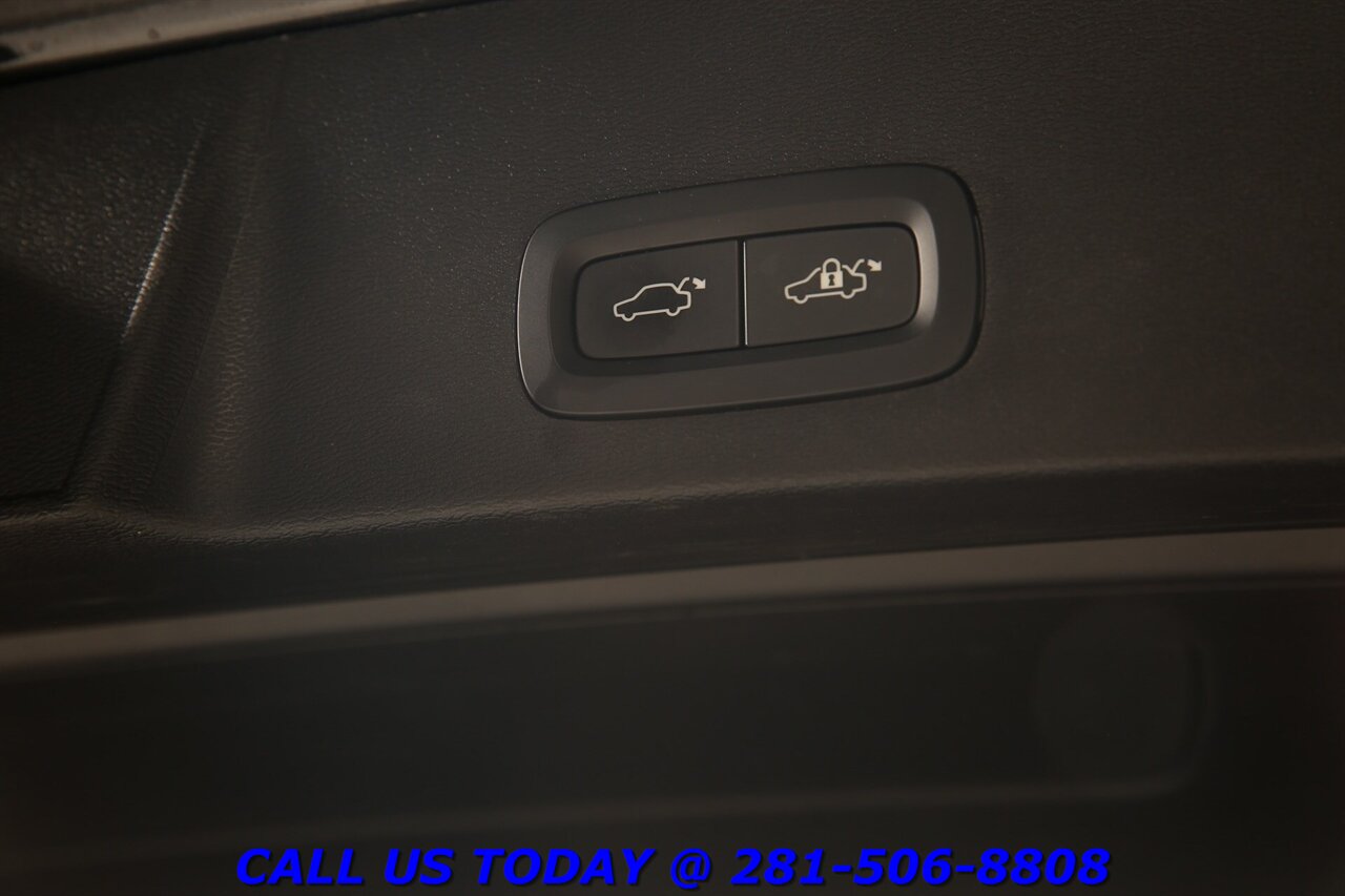 2023 Volvo XC40 2023 B5 Plus Bright Theme AWD NAV PANO BLIND - Photo 28 - Houston, TX 77031