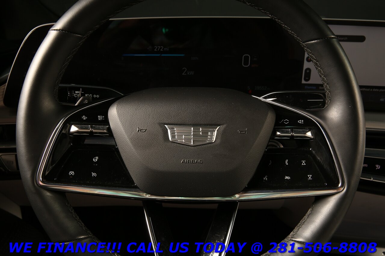 2024 Cadillac LYRIQ 2024 Luxury NAV HUD ADAPT CRUISE PANOROOF 19K MLS   - Photo 15 - Houston, TX 77031