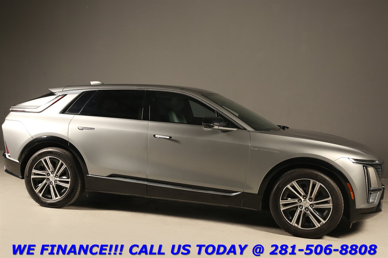 2024 Cadillac LYRIQ 2024 Luxury NAV HUD ADAPT CRUISE PANOROOF 19K MLS   - Photo 7 - Houston, TX 77031