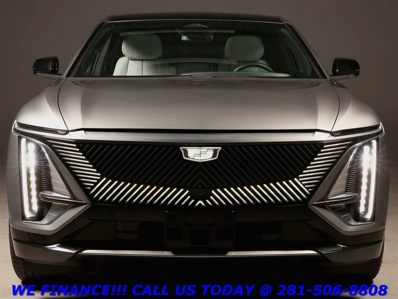 2024 Cadillac LYRIQ 2024 Luxury NAV HUD ADAPT CRUISE PANOROOF 19K MLS   - Photo 8 - Houston, TX 77031