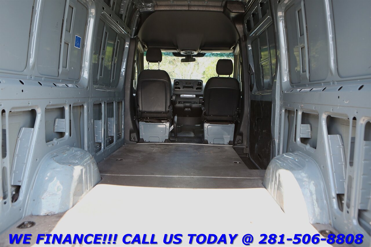 2023 Mercedes-Benz Sprinter 2023 2500 DIESEL CARGO VAN HIGH ROOF COMMERCIAL   - Photo 19 - Houston, TX 77031