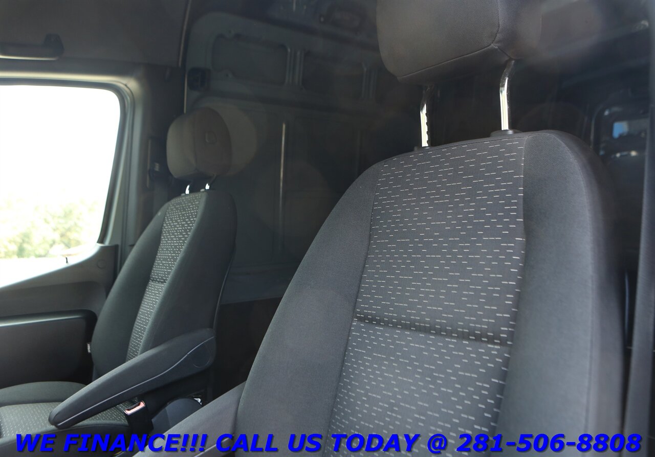 2023 Mercedes-Benz Sprinter 2023 2500 DIESEL CARGO VAN HIGH ROOF COMMERCIAL   - Photo 10 - Houston, TX 77031