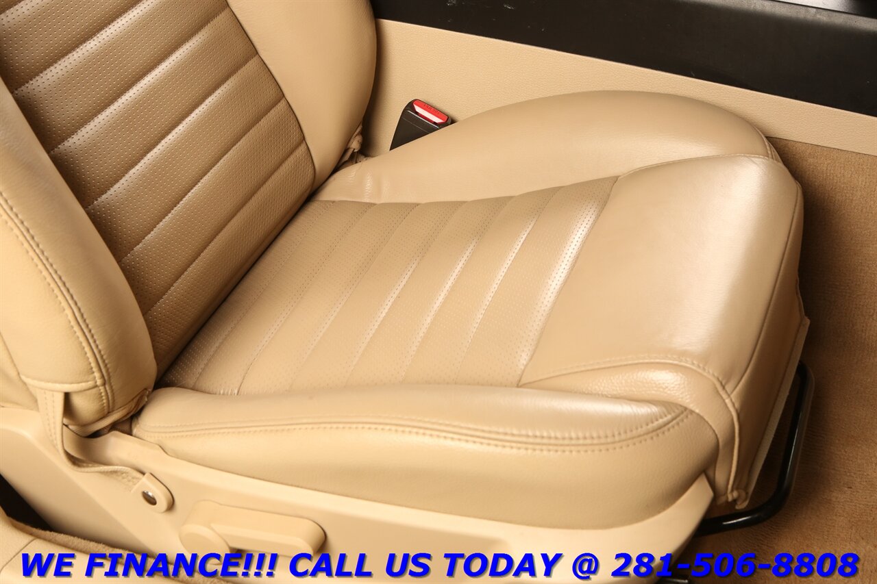 2005 Ford FORD MUSTANG GT DELUXE 5-SPEED MANUAL V8 LEATHER PWR SEAT   - Photo 20 - Houston, TX 77031