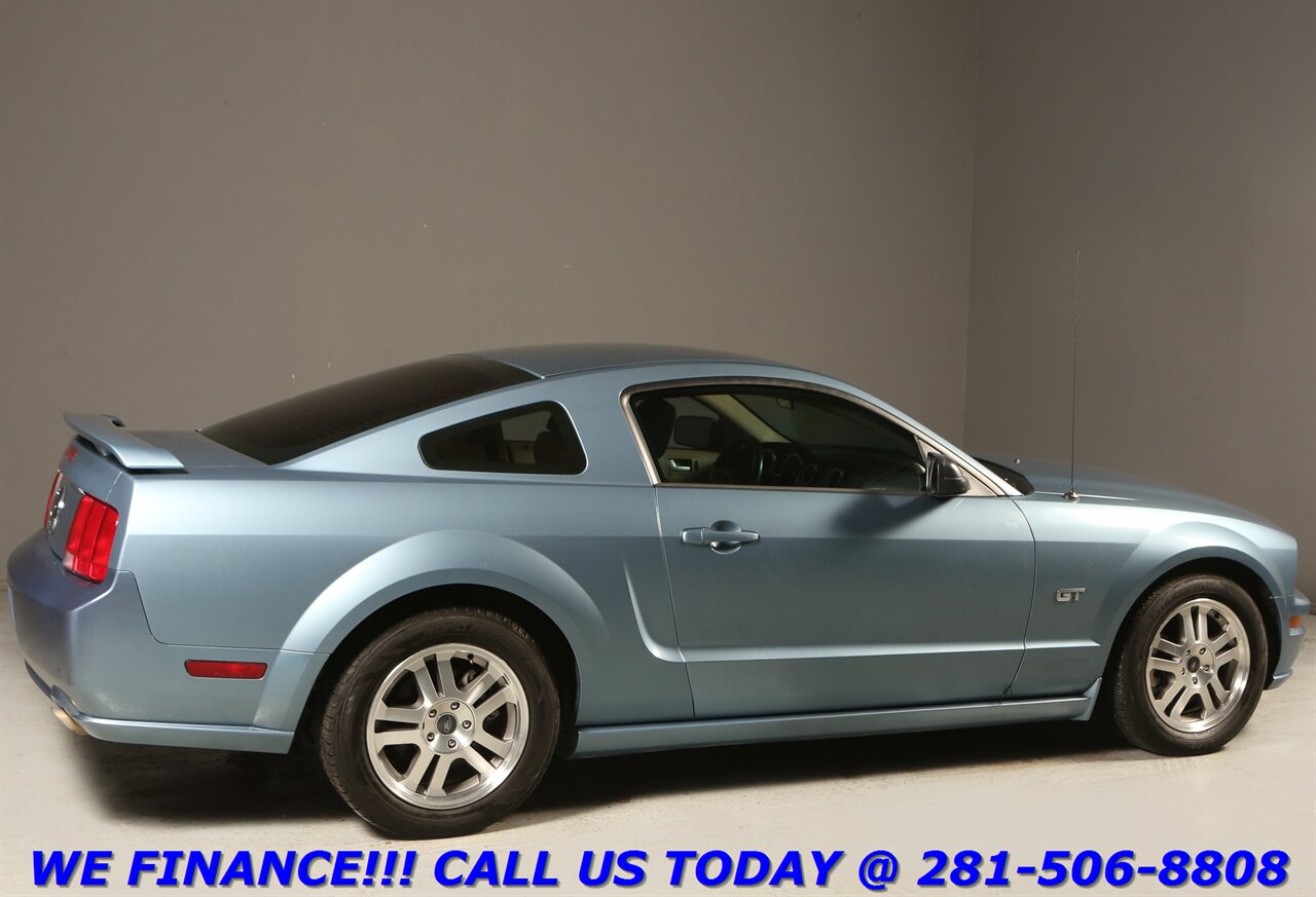 2005 Ford FORD MUSTANG GT DELUXE 5-SPEED MANUAL V8 LEATHER PWR SEAT   - Photo 6 - Houston, TX 77031