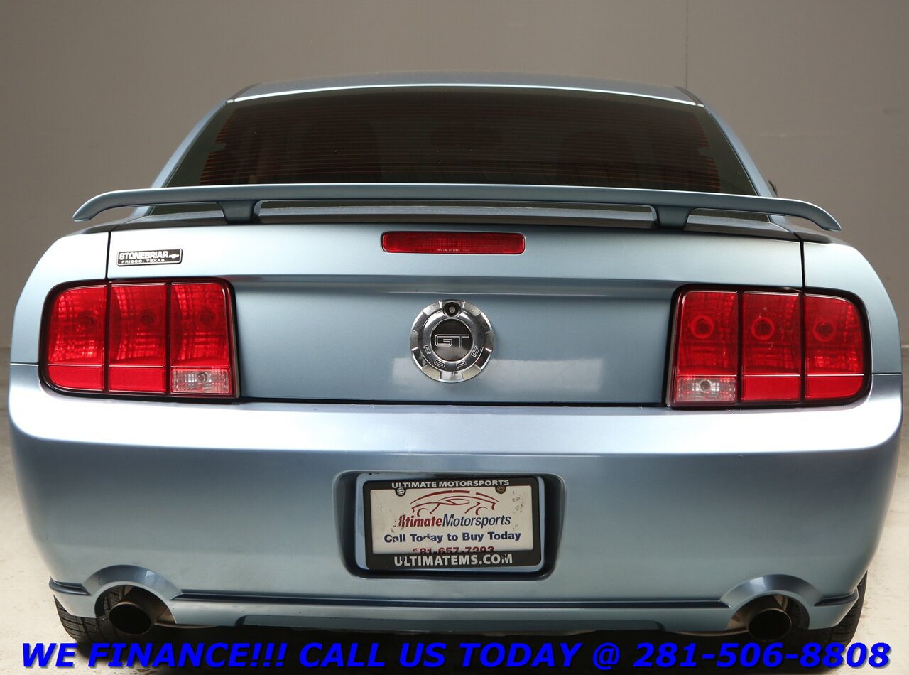 2005 Ford FORD MUSTANG GT DELUXE 5-SPEED MANUAL V8 LEATHER PWR SEAT   - Photo 5 - Houston, TX 77031