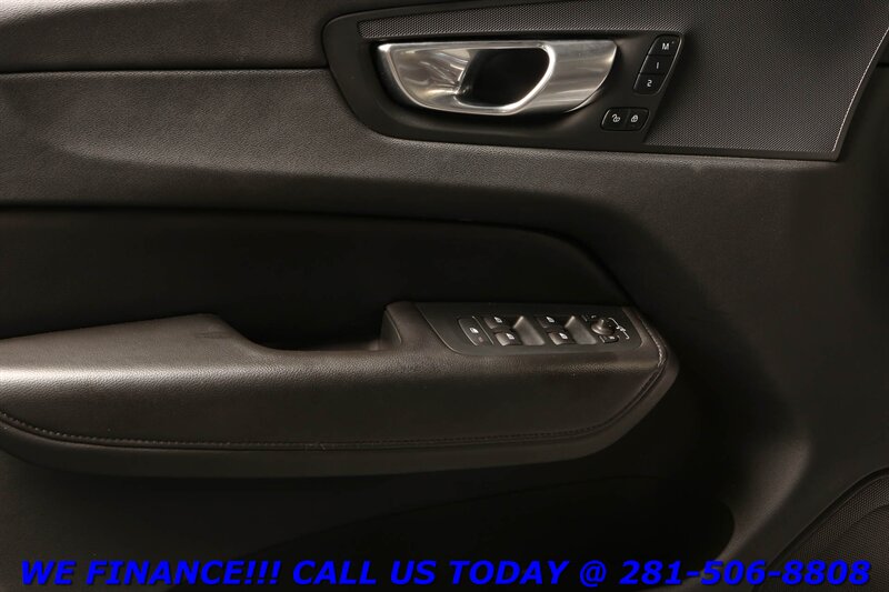 used 2023 Volvo XC60 car, priced at $28,995