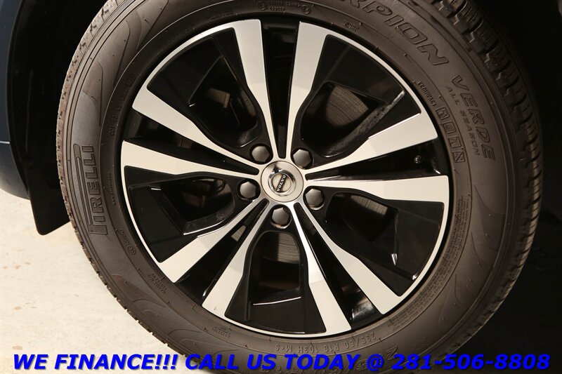 used 2023 Volvo XC60 car, priced at $28,995