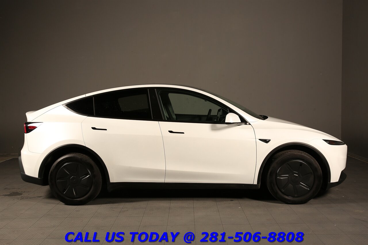 2026 Tesla Model Y LONG RANGE FSD4 Ai AUTOPILOT HEATSEAT 5K Mi - Photo 24 - Houston, TX 77031