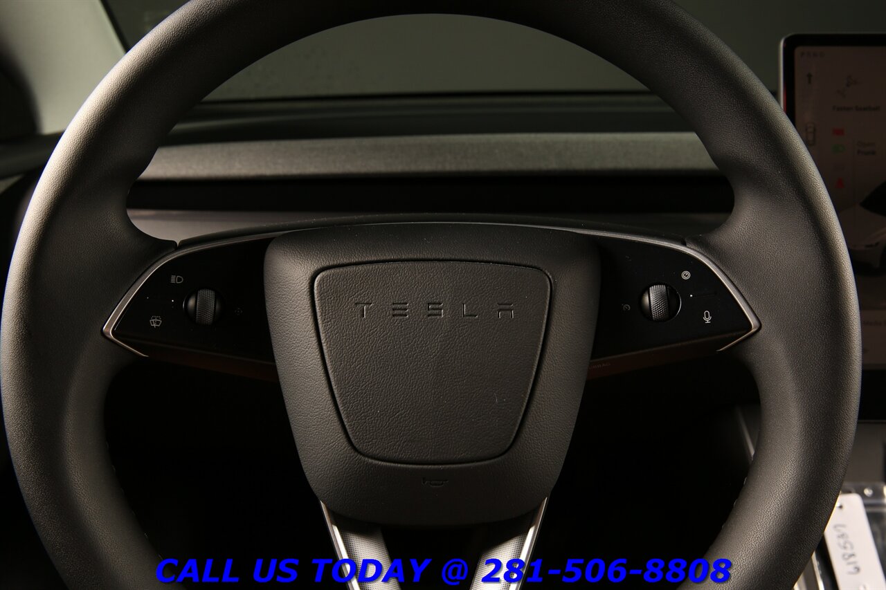 2026 Tesla Model Y LONG RANGE FSD4 Ai AUTOPILOT HEATSEAT 5K Mi - Photo 13 - Houston, TX 77031