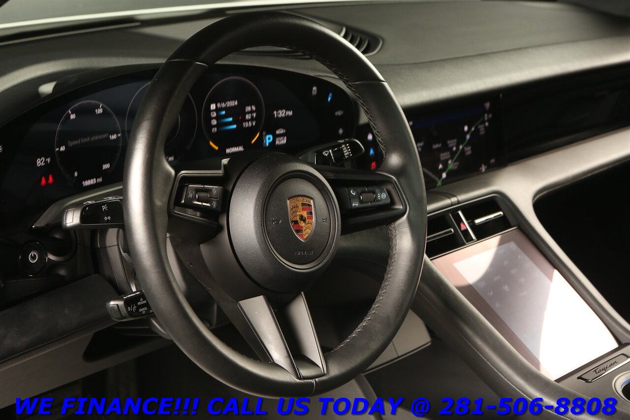 2020 Porsche Taycan 2020 4S 93kW PERFORMANCE BATTERY AWD NAV PANO 18K   - Photo 11 - Houston, TX 77031