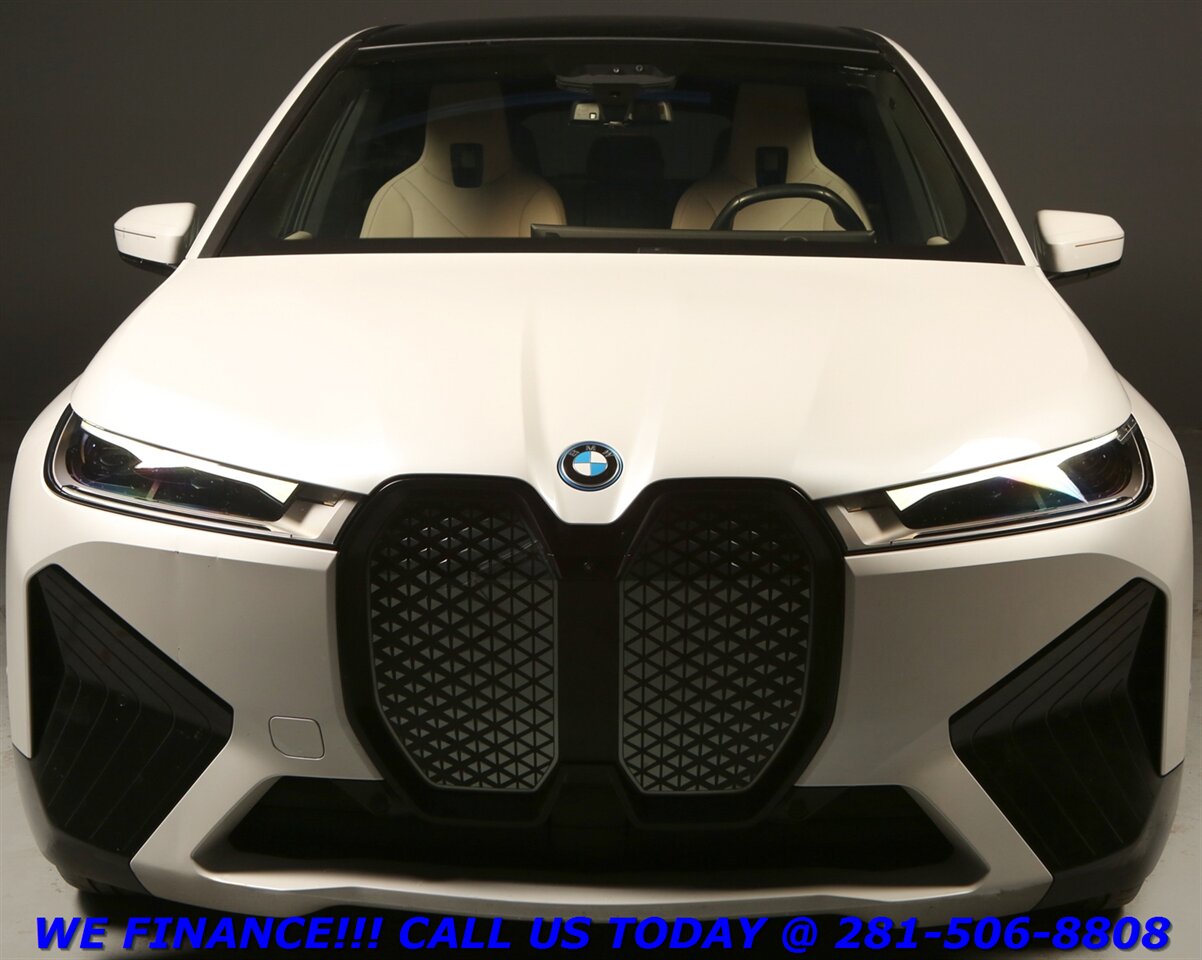2023 BMW iX 2023 xDrive50 AWD PREM SPORT PKG NAV HUD 28K MLS - Photo 7 - Houston, TX 77031